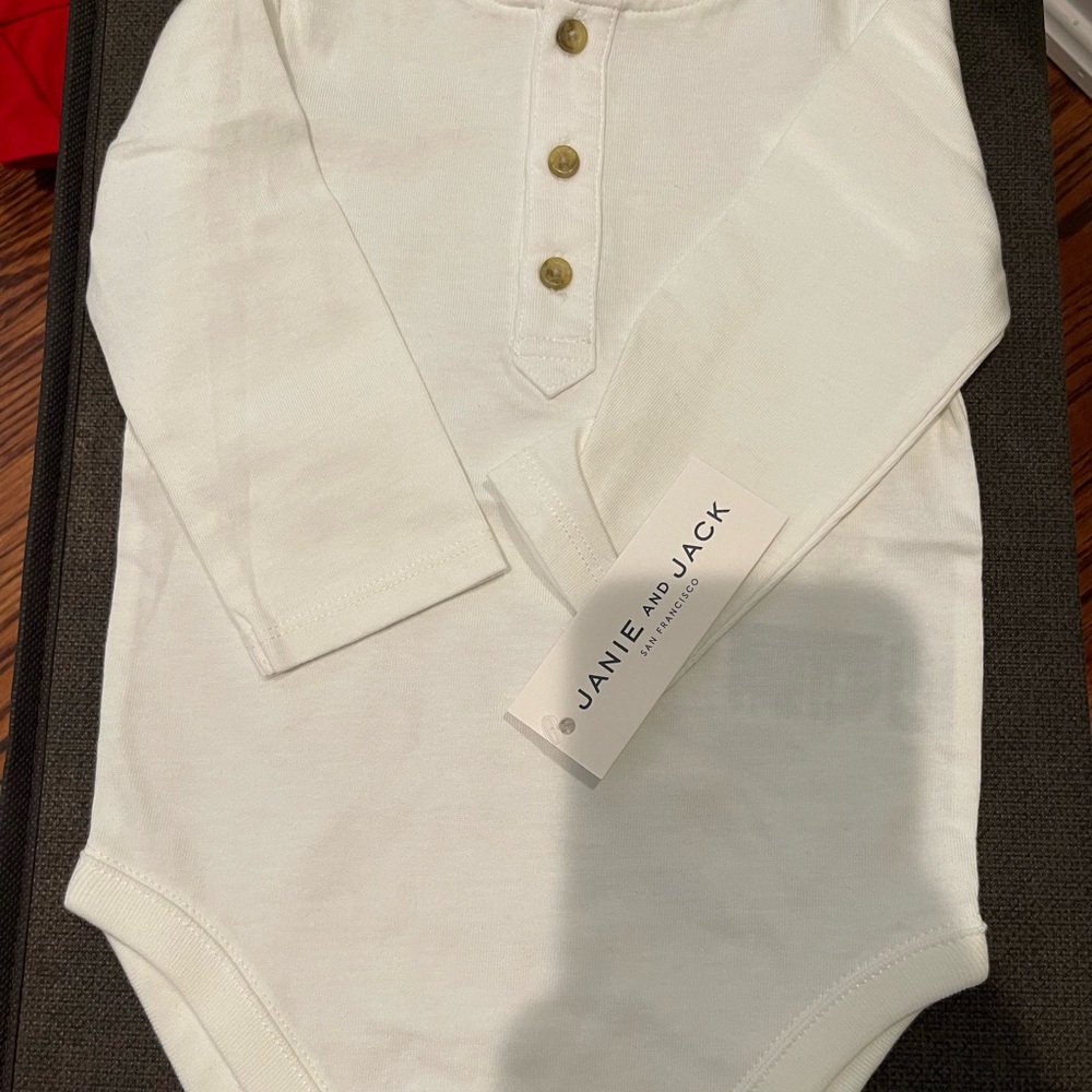NWT 6-12M Janie and Jack White Long Sleeve Baby Bodysuit